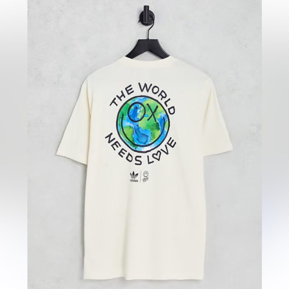 Adidas Andre Saraiva collab World Love Tshirt M